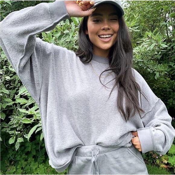 Free People Intimately Kelly Fleece Crewneck Sweatshirt Oversized XS Gray Lounge - Picture 1 of 8